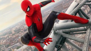 Продължението на Spider-Man: Far From Home
Премиера: 17 декември
Вселена: Филмова вселена на Marvel / Вселена на Sony с герои на Marvel
Том Холанд се завръща в ролята на ученика Питър Паркър и неговото лазещо по стени алтерего Спайдър-мен в третия самостоятелен филм за тази версия на героя. След като в края на "Далеч от дома" светът разбра неговата тайна, Паркър ще трябва да се справи с последствията. Ясно е, че ще видим злодеите д-р Октопус (Алфред Молина) и Електро (Джейми Фокс), а това, че ги играят актьорите, влезли в ролите в другите поредици за Спайдър-мен, повдига съмненията, че ни чака представянето на паралелни вселени.