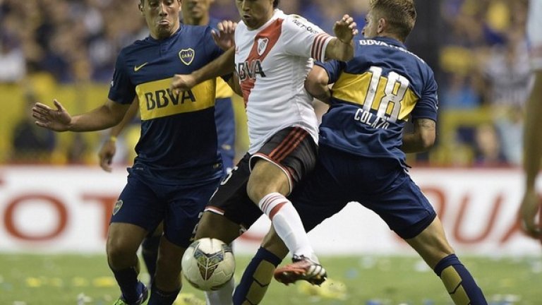 Бока - Ривър: На терена скука, на трибуните - неописуемо