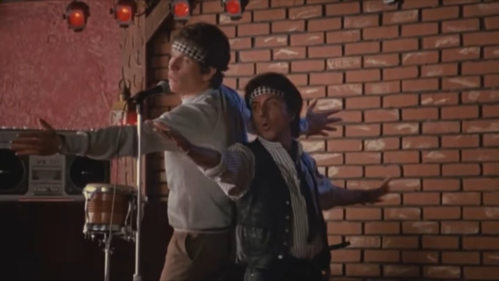 \"Ishtar\" (1987) 
Този филм е забравен няколко пъти. Дори не успяхме да намерим в гугъл дали заглавието на филма е преведено на български език. 