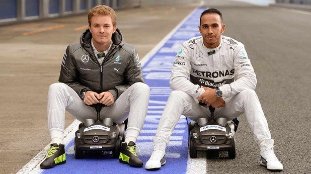 Пилотите на Mercedes доминират от началото на 2014, но световните шампиони просто си свършиха най-добре работата. За разлика от техните съперници...