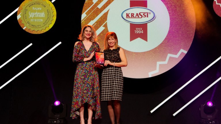 Майонеза "Краси" с наградата на Superbrands за отличен брандинг