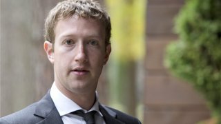 Zuckerberg_2376097b