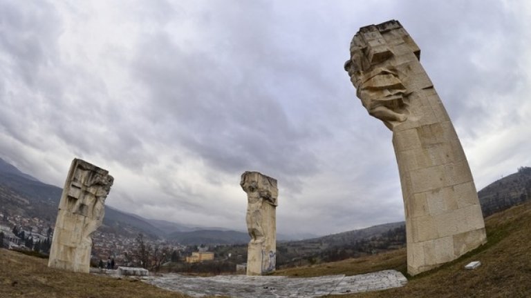 Батак - градът, който живее със смъртта...
