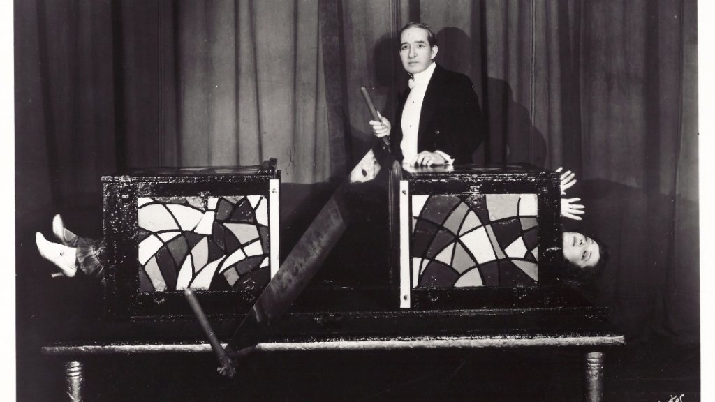 Howard-Thurston-sawing