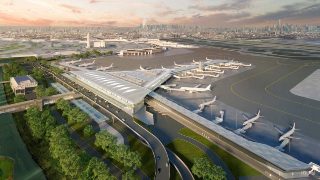 Newark Liberty в Ню Йорк 
Всичките три летища в Ню Йорк се ремонтират. Инвестицията в това е $2,3 милиарда.