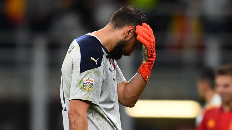 Манчини се скара на феновете заради Донарума