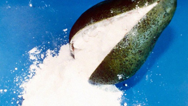 Авокадо, пълно с кокаин