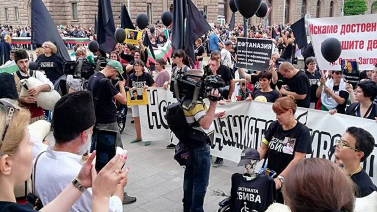 ГЕРБ обмисля законова промяна заради недоволството срещу Валери Симеонов