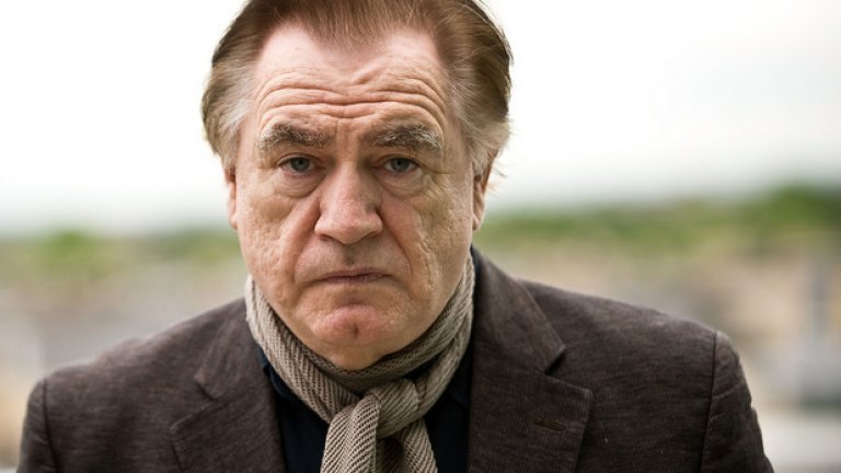 Браян Кокс 
Роденият в град Дънди, Шотландия, актьор подкрепа отцепването на Шотландия. Той вярва, че кампанията за независимост на страната, макар и бавно върви към успешен край. Самият той няма право на вот, защото не живее в Шотландия, но смята, че резултатите са изравнени