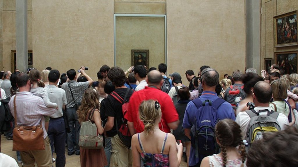 Mona-lisa_in_the_Louvre