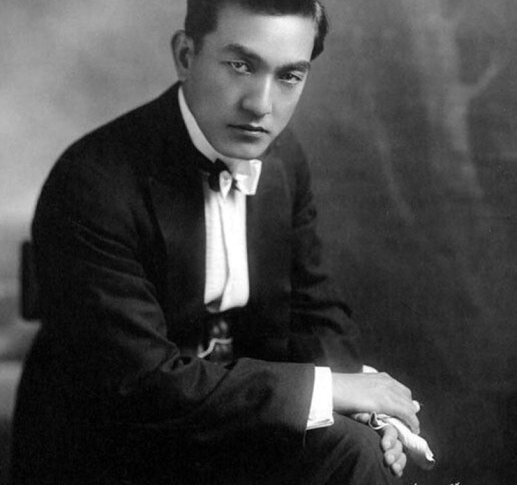 Sessue_Hayakawa_1918_(Fred_Hartsook)