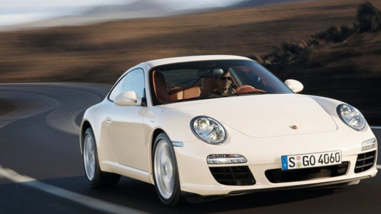 997.2 Carrera (2009)
Второто поколение на 997 получава трансмисия с два съединителя (PDK), както и нова система за впръскване на горивото.