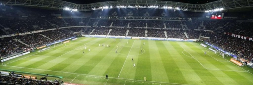„Алианц Ривиера“ в Ница има капацитет от 35 624 места. Там ще се играят мачовете Полша – С. Ирландия (12 юни), Испания – Турция (17 юни) и Швеция – Белгия (22 юни).