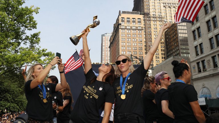 По-рано през деня се проведе парадът в Ню Йорк за спечелената световна титла