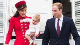 5441255-Prince-William-Kate-Middleton-Prince-George-Go