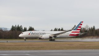 American-Airlines-787-1-1940x1290