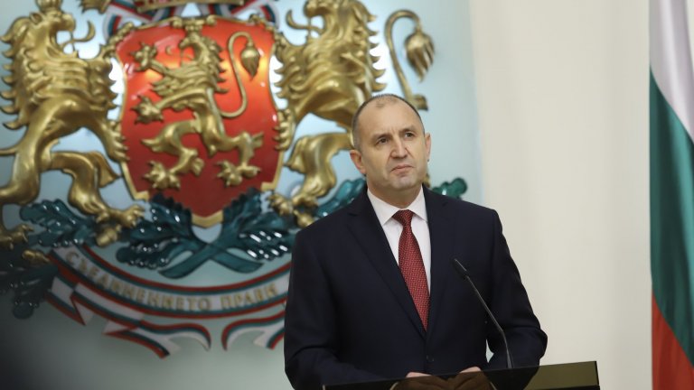 Държавният глава отправи поздрав по случай Деня на храбростта