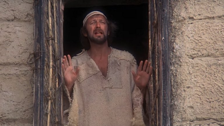 Life of Brian / Животът на Браян
Писнало ви е от филмови истории за първата Коледа и живота на Исус? Вместо тях можете да се позабавлявате с историята на Браян в легендарната комедия на актьорите от групата Монти Пайтън. Филмът разказва за Браян Коен - млад евреин, който е роден на същия ден като Исус. По погрешка става така, че хората решават, че той е истинския Месия. "Животът на Браян" едва ли е любимия филм на по-консервативните християни, но ще ви забавлява около Коледа и ще ви научи "винаги да гледате от светлата страна на живота".