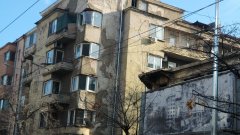 Сградата на "Дондуков" и "Бенковски" беше необитаема