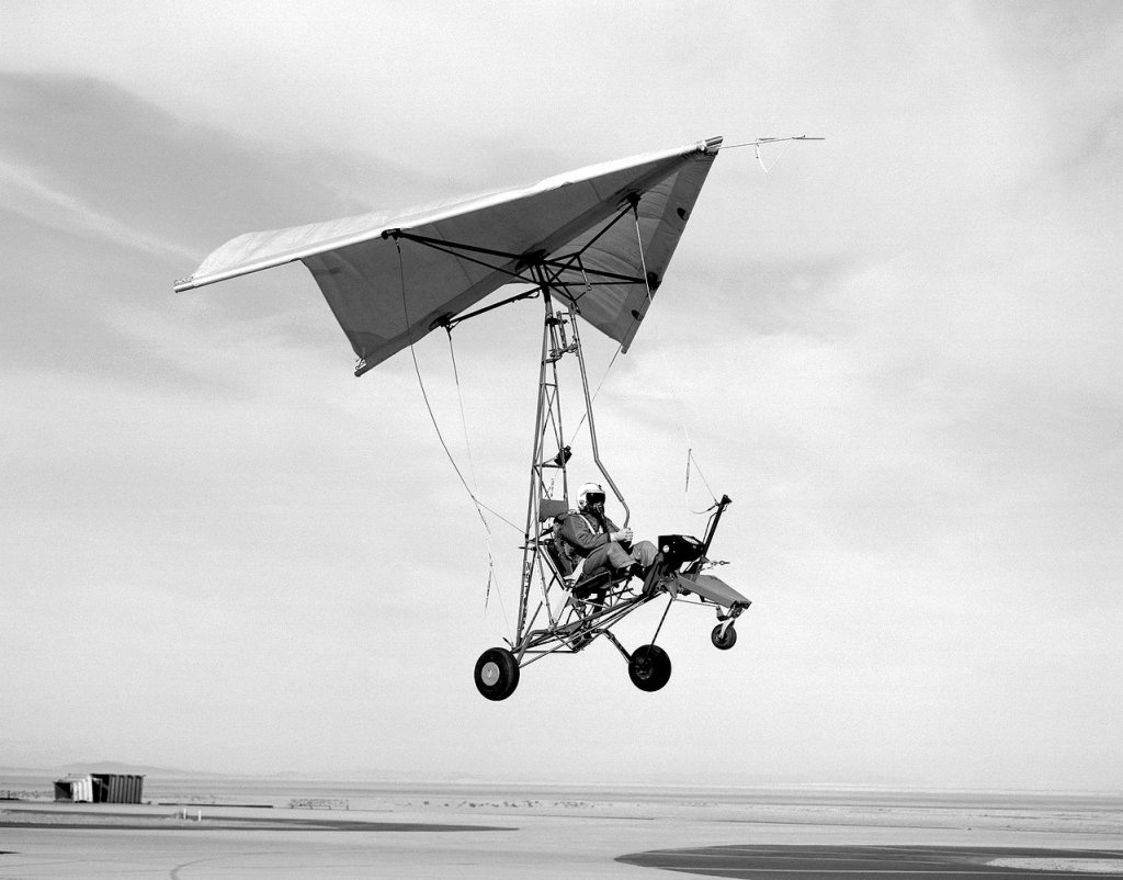 1280px-Paresev_in_landing