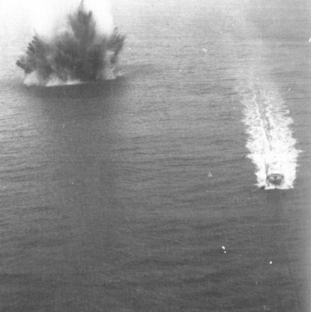 Mine_explosion_Operation_End_Sweep_9_March_1973