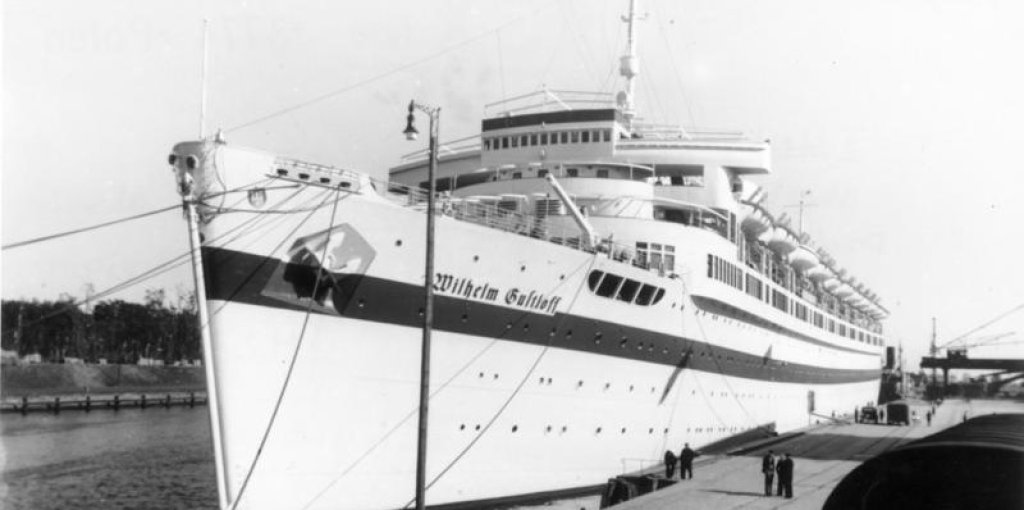 Bundesarchiv_Bild_183-H27992,_Lazarettschiff__Wilhelm_Gustloff__in_Danzig