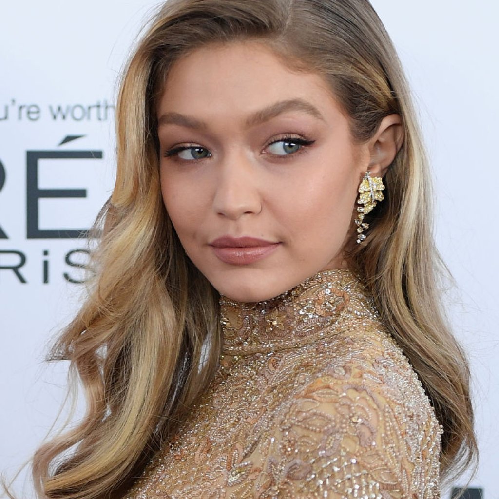 Не просто русо, а създаващо илюзията за естествено дарен от природата цвят на косата