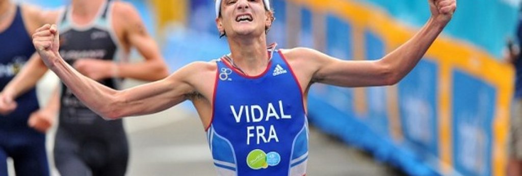 Лоран Видал - състезател по триатлон от Франция. Умира от сърдечен удар на 10 ноември 2015 г.