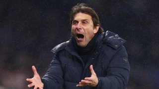 Периодът на Антонио Конте в Спърс протече по смайващо предвидим сценарий, който оставя клуба в още по-сложна ситуация от преди