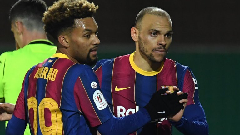 Още един нападател попадна в черния списък на Барселона