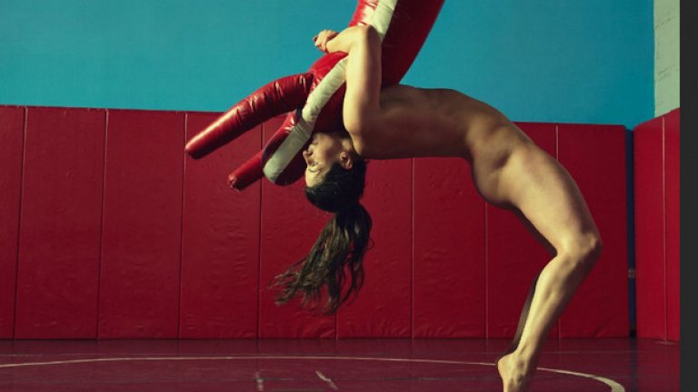 Аделин Грей, борба