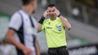 Кабаков още е наказан, но от УЕФА му дадоха мач в Лига Европа