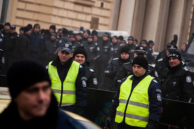 Доста над 1000 полицаи бяха мобилизирани за охрана на Народното събрание