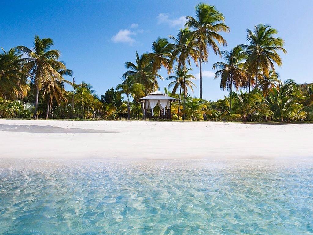 Остров Каливини в Карибско море