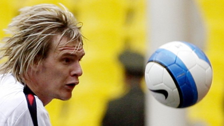 Милош Красич е точно такъв халф, какъвто обича Венгер - силен по крилото, с възможност да играе и в центъра