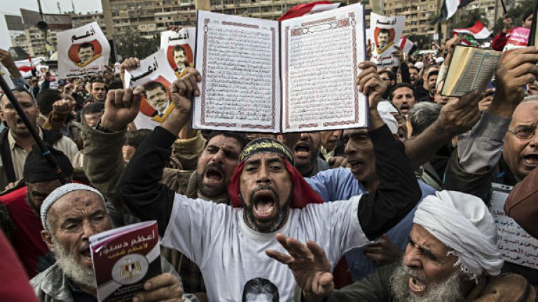Египет осъди на смърт 529 мюсюлмански братя