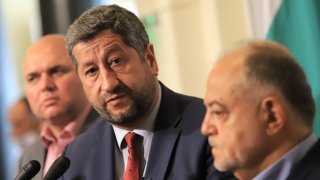Двамата се оттеглят като председатели на партиите си - "Да, България" и ДСБ