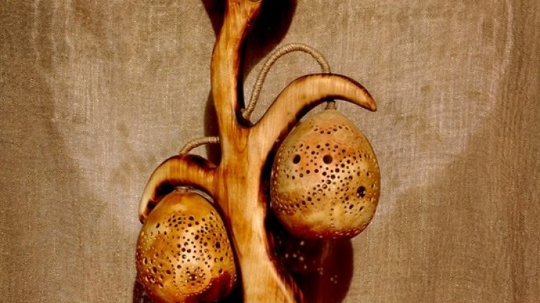 Откритието му е на границата между електротехниката, физиката и поезията.