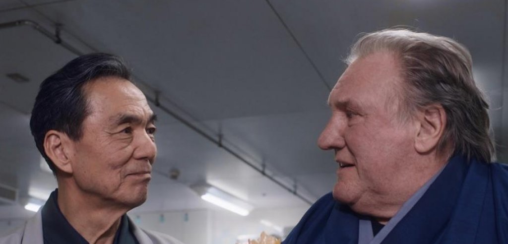 "Умами"
Филмът описва историята на известния готвач Габриел Карвен (Жерар Депардийо), който рязко губи таланта си в кухнята, след като разбира, че съпругата му го е изоставила. За да излекува разбитото си сърце, готвачът заминава на почивка в Япония, а там открива друга своя страст - тайния вкус на умами.