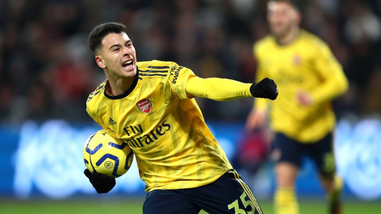 Бразилецът е сред малкото радости за феновете на Арсенал напоследък