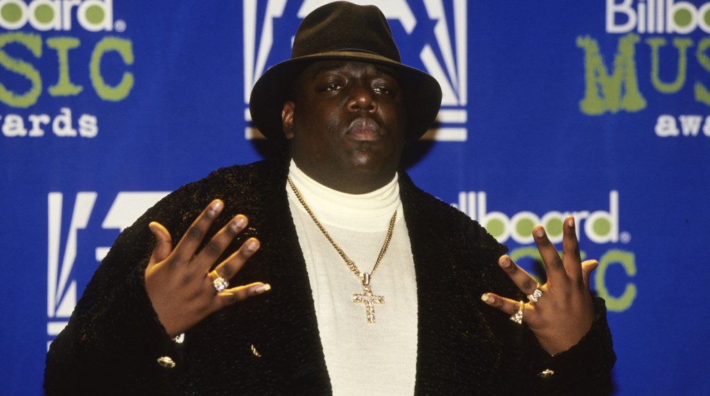 The Notorious B.I.G.
Някогашният добър приятел на 2Pac, превърнал се в най-големия му враг. Враждата между тях е емблематична за рап музиката от 90-те и много вероятно е причина за смъртта и на двамата. 
Кариерата на Биги продължава едва пет години, за които той изкарва само два албума - вторият “Life After Death” (“Живот след смъртта”) излиза посмъртно 16 дни, след като е застрелян в Лос Анджелис. Убиецът му така и не е заловен.
