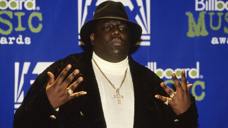 The Notorious B.I.G.
Някогашният добър приятел на 2Pac, превърнал се в най-големия му враг. Враждата между тях е емблематична за рап музиката от 90-те и много вероятно е причина за смъртта и на двамата. 
Кариерата на Биги продължава едва пет години, за които той изкарва само два албума - вторият “Life After Death” (“Живот след смъртта”) излиза посмъртно 16 дни, след като е застрелян в Лос Анджелис. Убиецът му така и не е заловен.