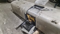 Те са били в тайник на товарен автомобил