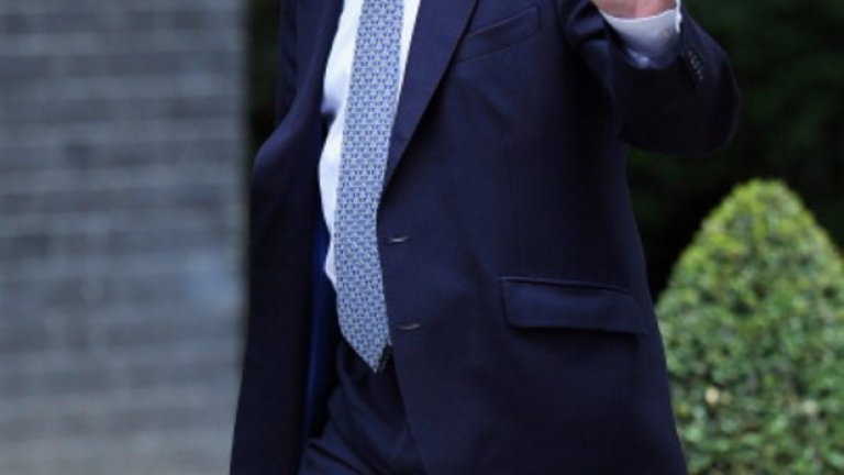 Брукс Нюмарк има пет деца и водеше кампания за увеличаване на броя и на ролята на жените в политиката