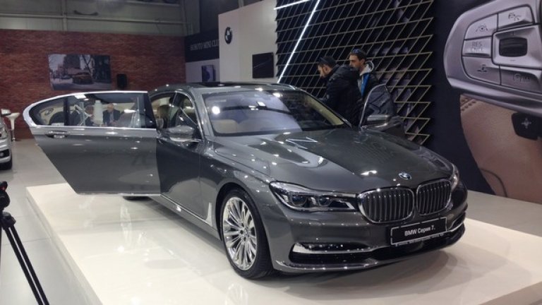 Новото BMW 7 серия на щанда на германската компания