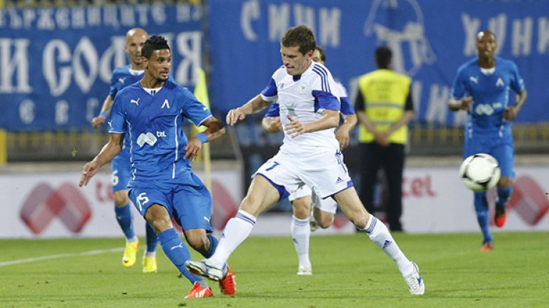 Николай Митов ще заложи на Кевин Бру като титуляр.