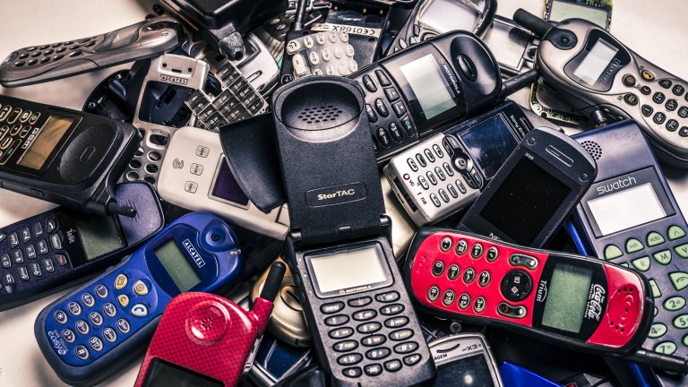 Тези стари телефони струват едно малко състояние