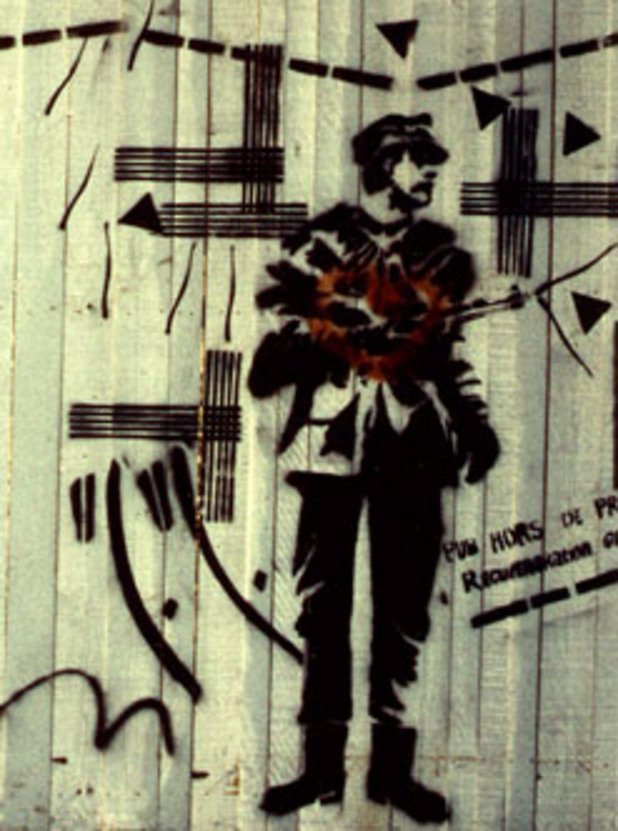 Този графит се появява на различни места в Париж през 1984 година