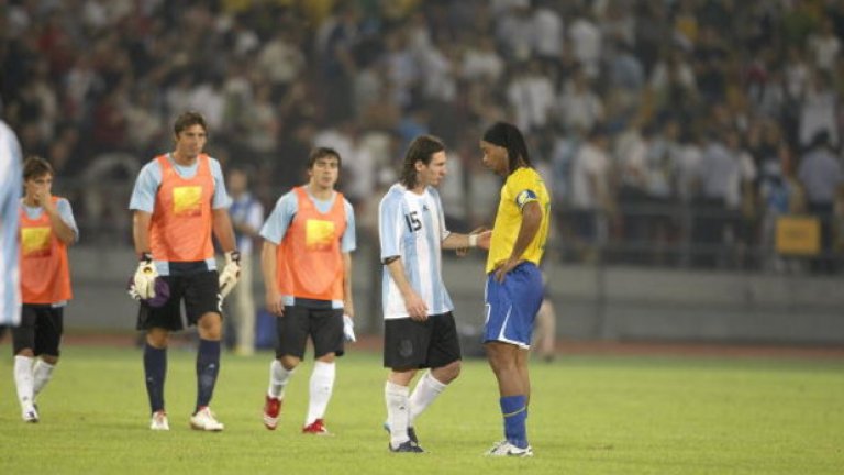 Нулево равенство в Бело Оризонте
0:0 на 18 юни 2008-а е единственото нулево равенство между тези две суперсили в квалификациите за световни първенства. Равенството задържа Аржентина втори в квалификациите за ЮАР 2010, докато Бразилия на Дунга падна до петото място.