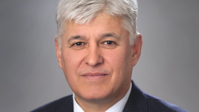 Слоред служебния министър на отбраната страната ни ще има проблеми с националната сигурност, ако дарим оръжия на Украйна